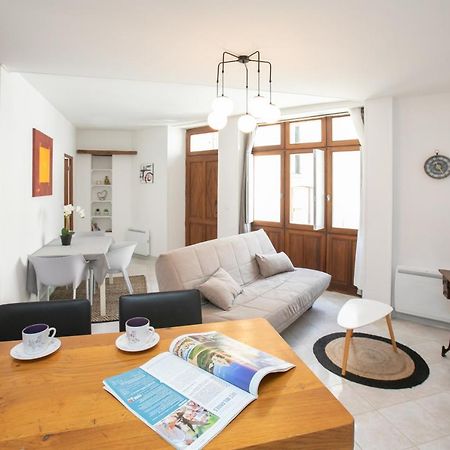 Appartement T2 Hyper Centre A Perigueux 1 Chambre Lou Chabrol ภายนอก รูปภาพ